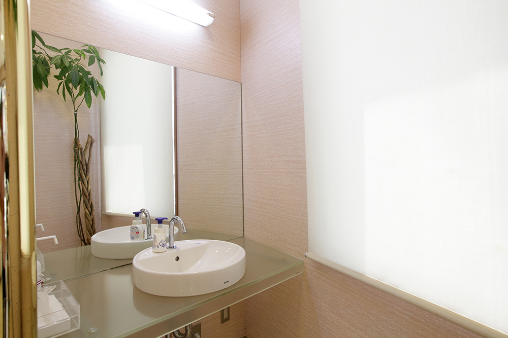 パウダールーム